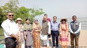 মহীউদ্দীন খান আলমগীর সুন্দরবন ঘুরে গেলেন